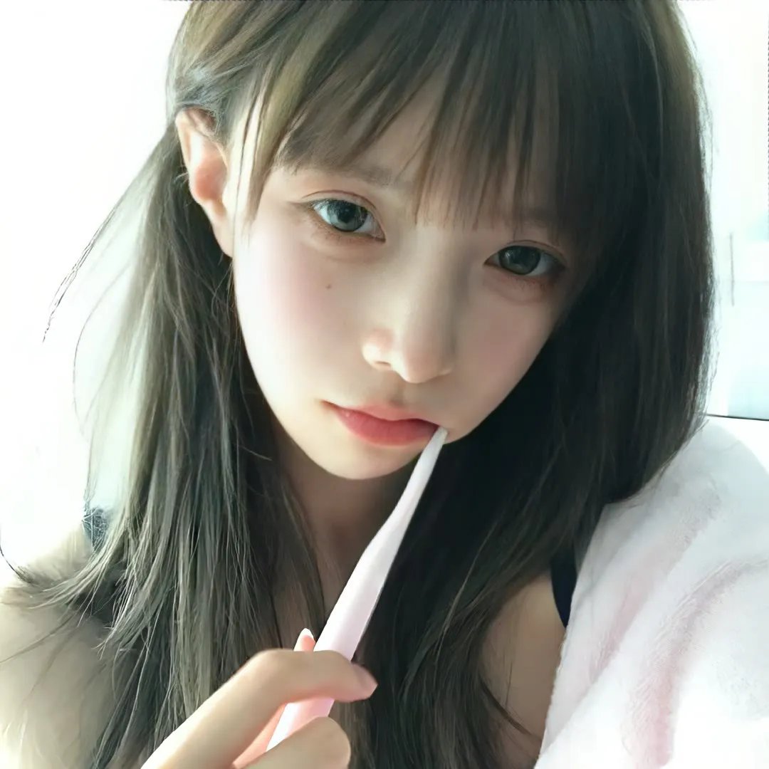 5个吓鬼的少年